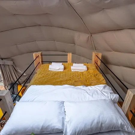 Luxussátor Glamping Idyllaglamp Loft Dzbadzek